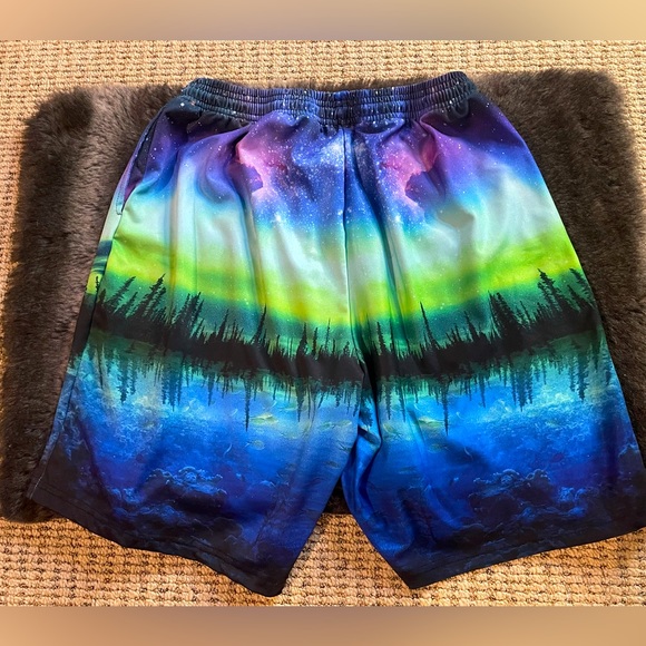 Mens Graphic Design Shorts ( 34 ) - Picture 3 of 3